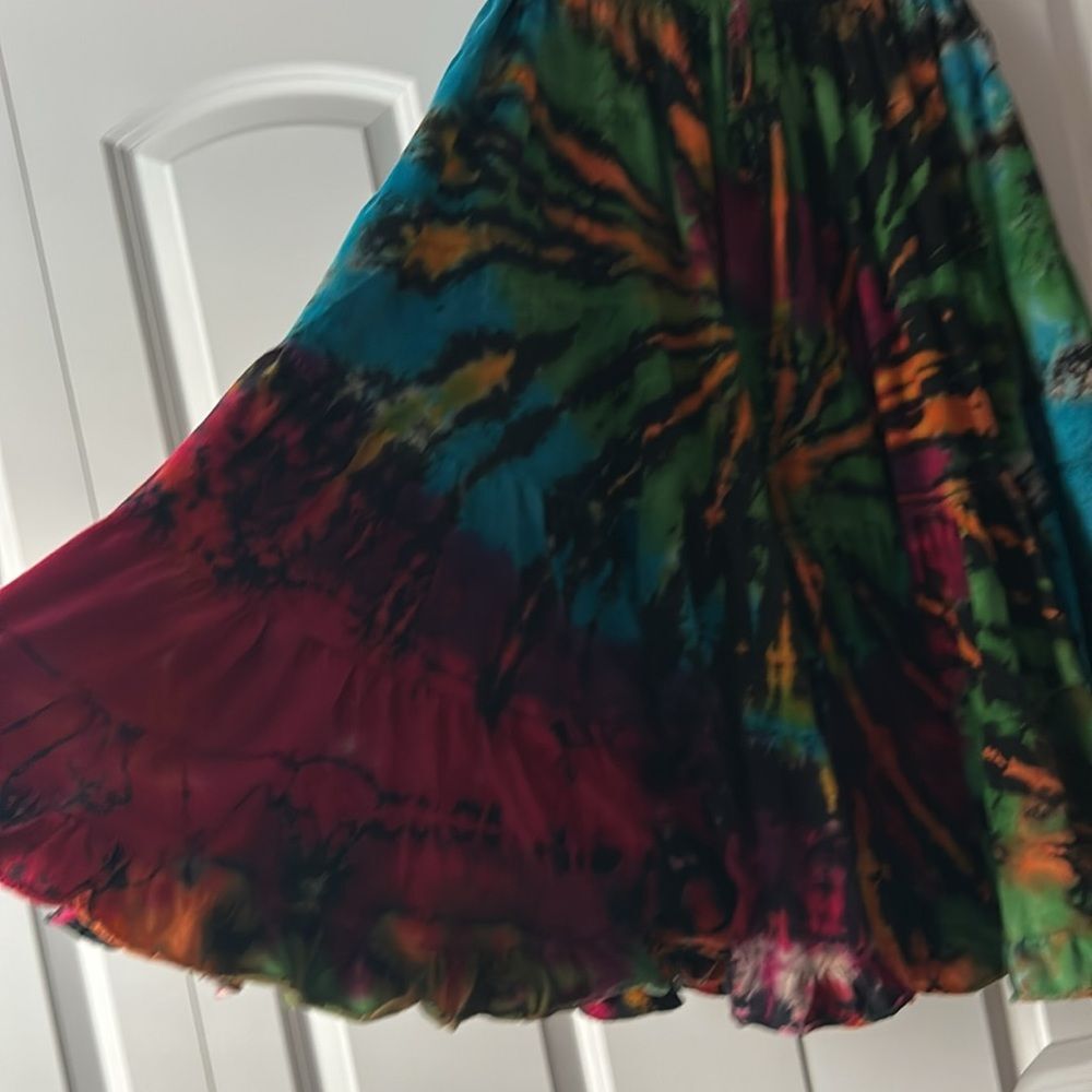 Muzer Ruffled Tier Tie Dyed Maxi Skirt Size Small - Picture 2 of 6